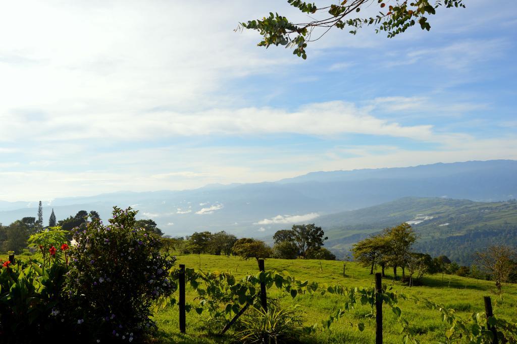 Guayabo Lodge Santa Cruz (Cartago) Exterior foto