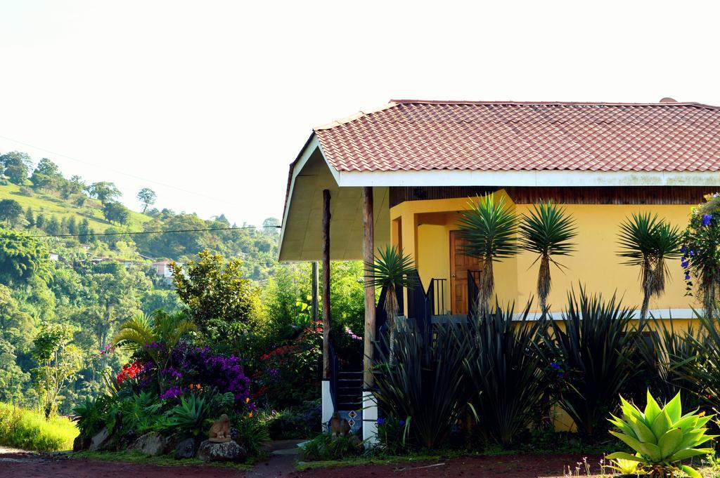 Guayabo Lodge Santa Cruz (Cartago) Exterior foto