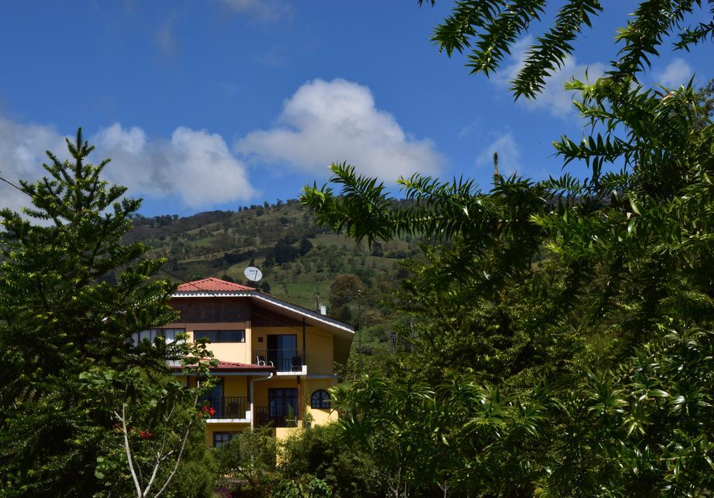 Guayabo Lodge Santa Cruz (Cartago) Exterior foto